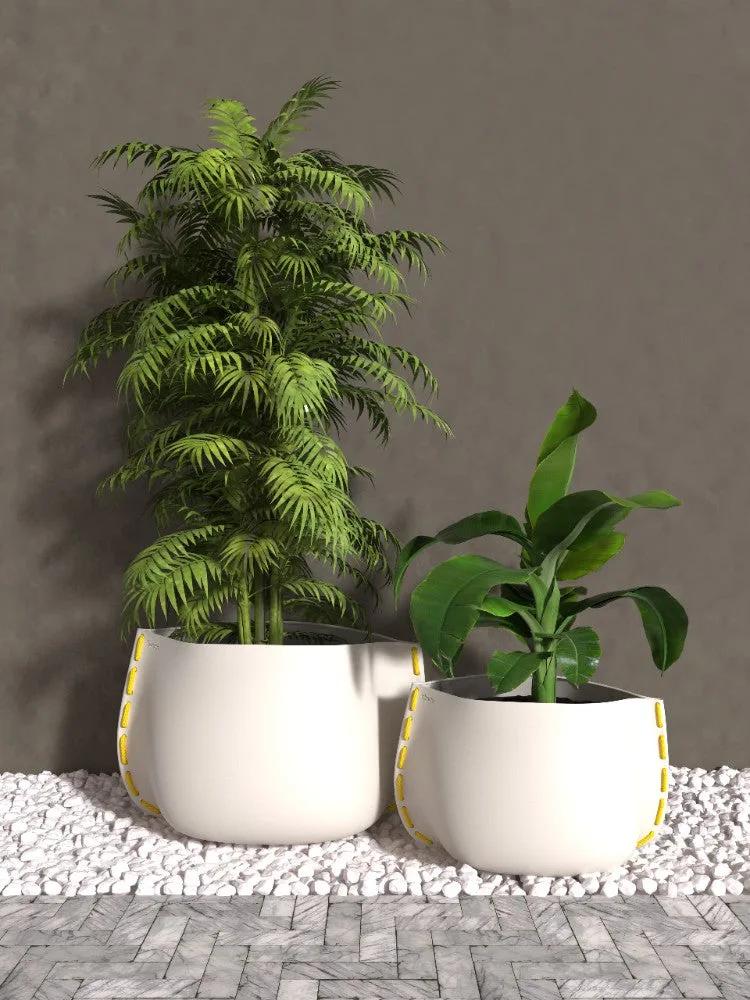 Blinde Design - Stitch 100 - Concrete Planter